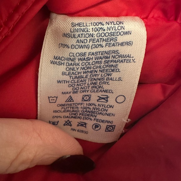 Lands’ End Brilliant Red Goose Down and Feather Puffer Vest, Women’s size M - Picture 5 of 6